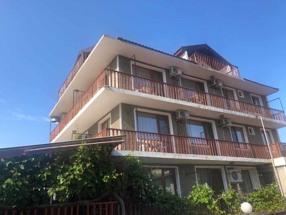 Stoyko'S Guest House Pomorie Eksteriør billede