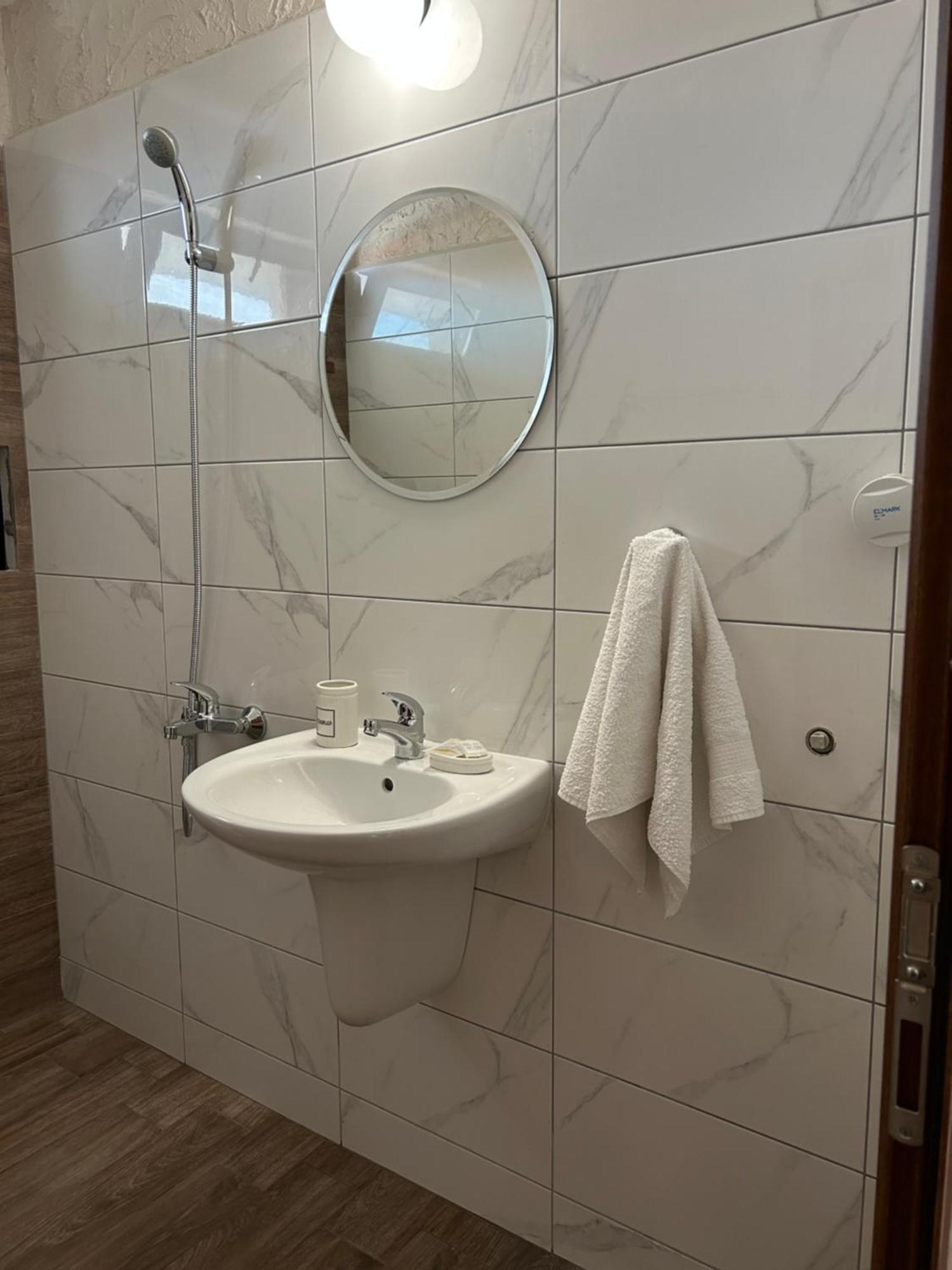 Stoyko'S Guest House Pomorie Eksteriør billede